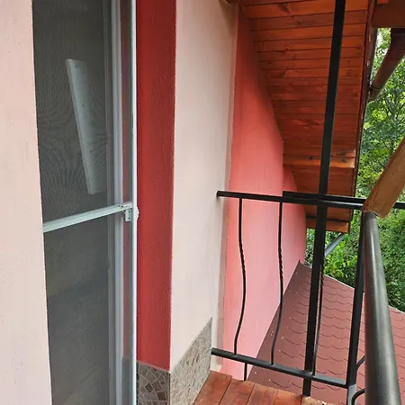 до реката 3*