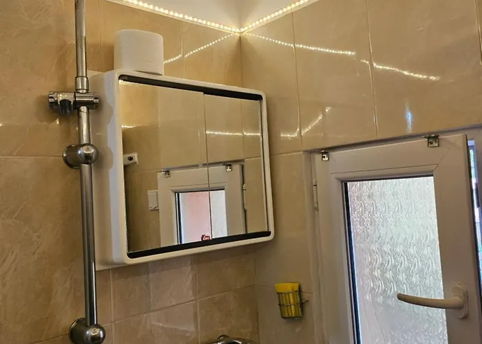 до реката Pensjonat